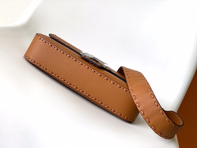 フェンディバッグ内部構造